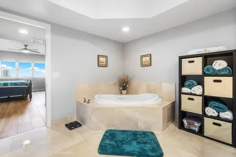 2640 Lake Shore Drive Riviera Beach FL 33404