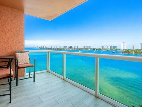 2640 Lake Shore Drive Riviera Beach FL 33404