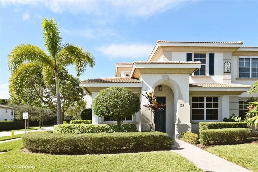 135 Evergrene Parkway Palm Beach Gardens FL 33410