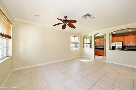 135 Evergrene Parkway Palm Beach Gardens FL 33410