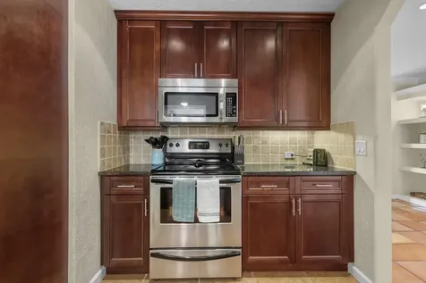 991 SE Walters Terrace Port Saint Lucie FL 34983