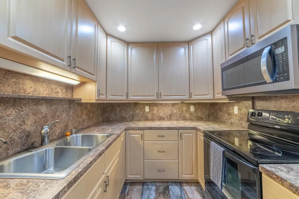 10110 44th Way Boynton Beach FL 33436