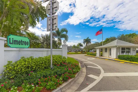 10110 44th Way Boynton Beach FL 33436