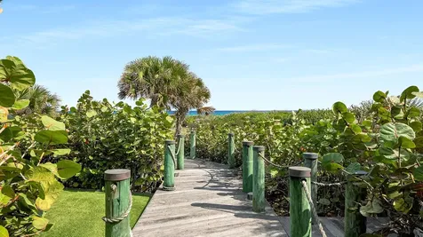 1960 S Ocean Boulevard Manalapan FL 33462