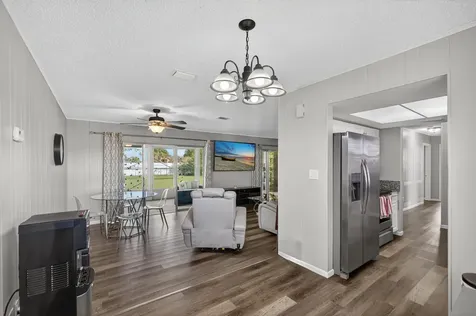 607 SE Forgal Street Port Saint Lucie FL 34983