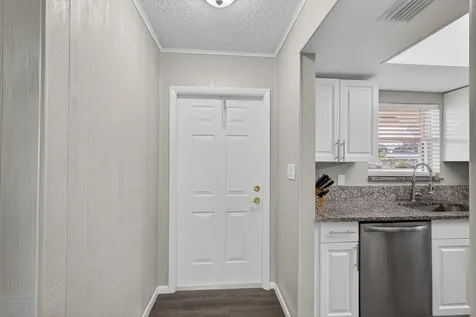 607 SE Forgal Street Port Saint Lucie FL 34983
