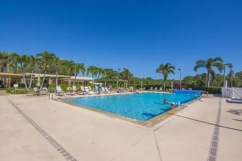68 Royal Oak Court Vero Beach FL 32962