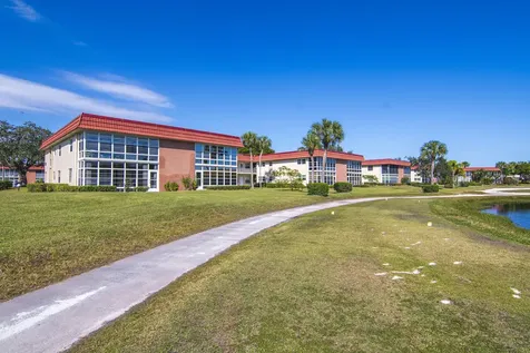 68 Royal Oak Court Vero Beach FL 32962