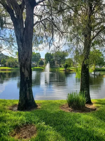 2464 Waterside Drive Lake Worth FL 33461