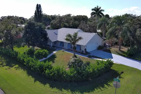 185 12th Street Vero Beach FL 32962