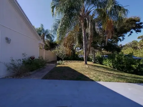 185 12th Street Vero Beach FL 32962