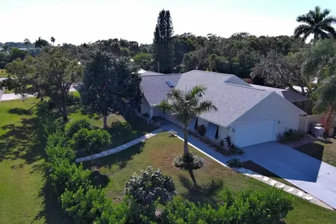 185 12th Street Vero Beach FL 32962