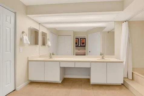 5600 Coach House Circle Boca Raton FL 33486