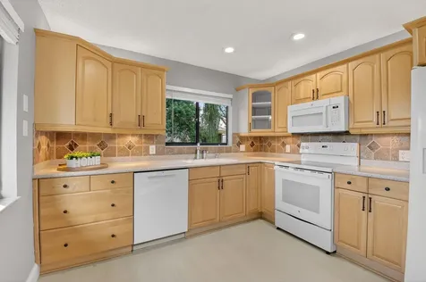 5600 Coach House Circle Boca Raton FL 33486