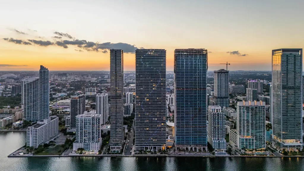 700 Ne 24th Street Miami FL 33137
