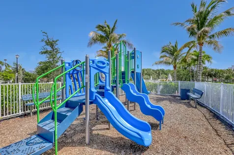112 Royal Palm Circle Tequesta FL 33469