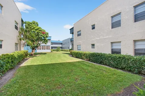 180 Flanders D Delray Beach FL 33484