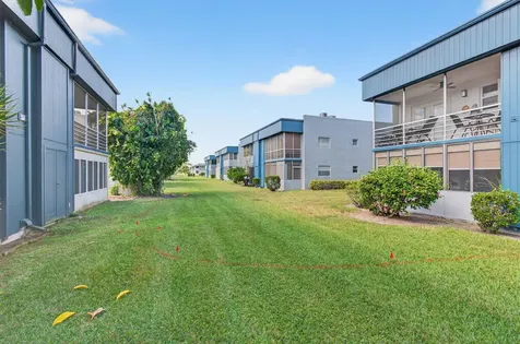 180 Flanders D Delray Beach FL 33484