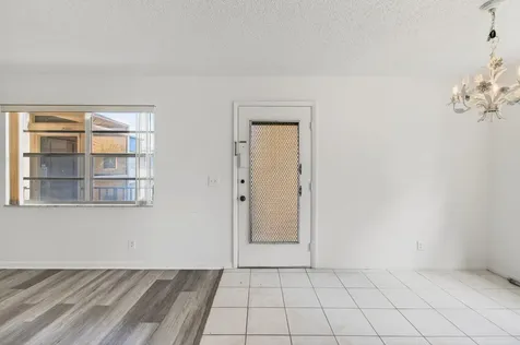 180 Flanders D Delray Beach FL 33484