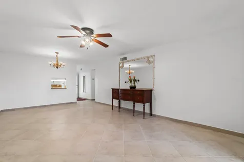 2615 Ne 1st Court Boynton Beach FL 33435
