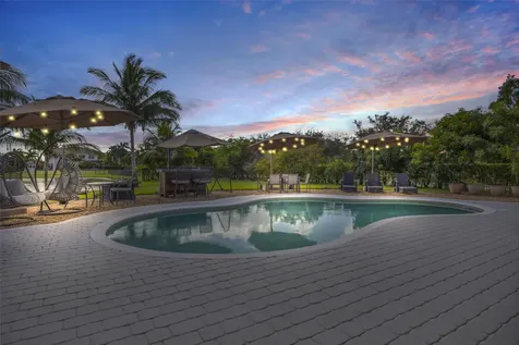 15182 Sw 35th Street Davie FL 33331
