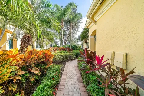 114 Palm Point Circle Palm Beach Gardens FL 33418