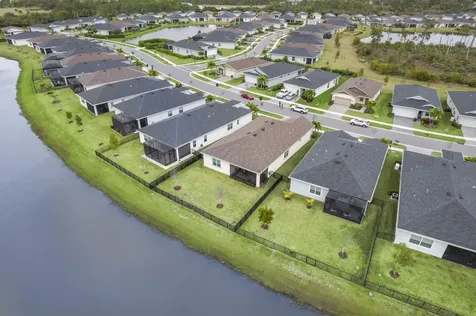 792 Se Bloomfield Road Port Saint Lucie FL 34986