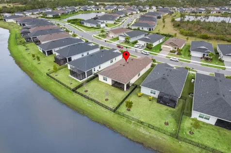 792 Se Bloomfield Road Port Saint Lucie FL 34986