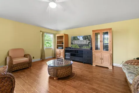 9863 Royal Cardigan Way West Palm Beach FL 33411