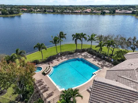 9863 Royal Cardigan Way West Palm Beach FL 33411