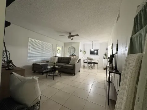 330 Knotty Pine Circle Greenacres FL 33463