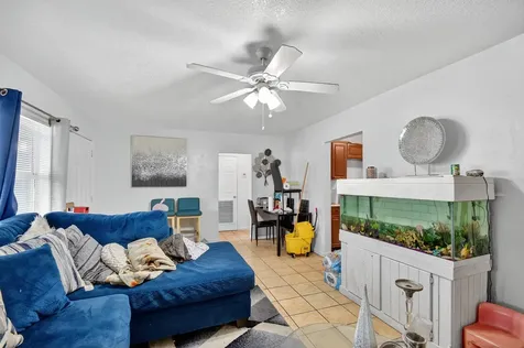 173 W 18th Street Riviera Beach FL 33404