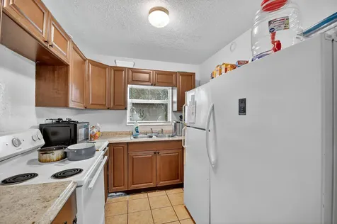 173 W 18th Street Riviera Beach FL 33404