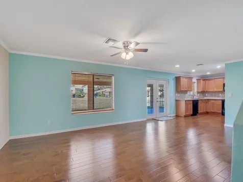 5595 45th Avenue Vero Beach FL 32967