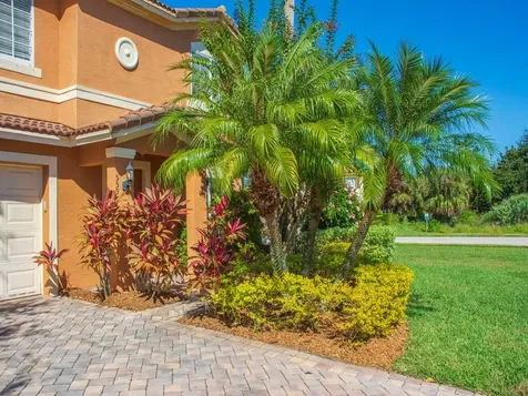 5595 45th Avenue Vero Beach FL 32967
