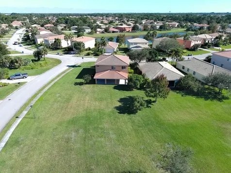 5595 45th Avenue Vero Beach FL 32967