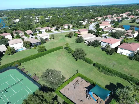 5595 45th Avenue Vero Beach FL 32967