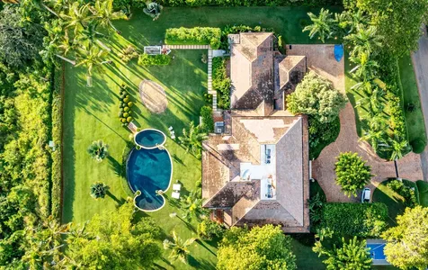 15 49 Casa De Campo DR 22000