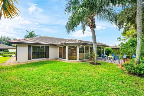 481 Forestview Drive Atlantis FL 33462