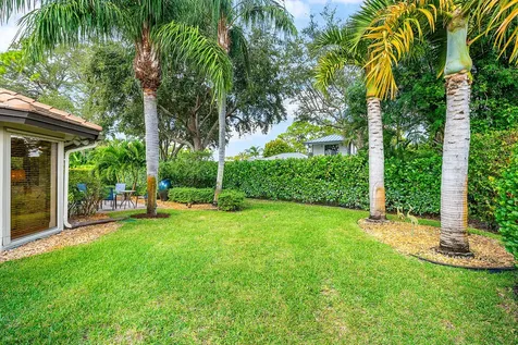 481 Forestview Drive Atlantis FL 33462