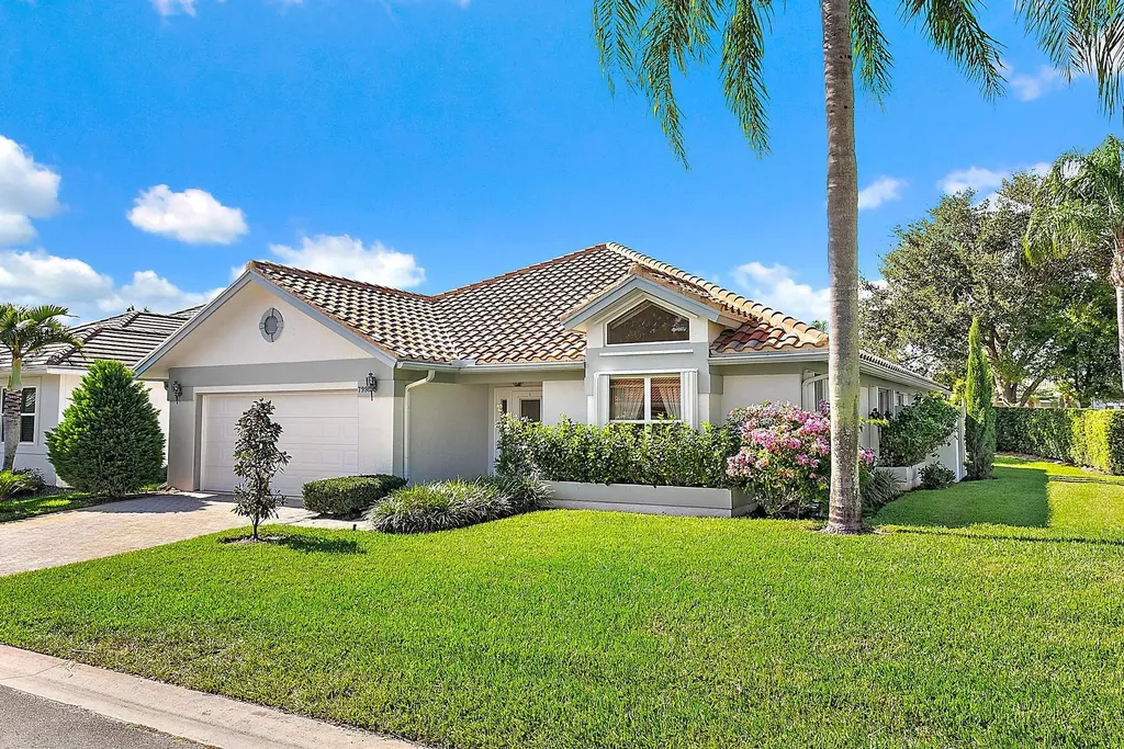 7998 Se Hempstead Circle Hobe Sound FL 33455