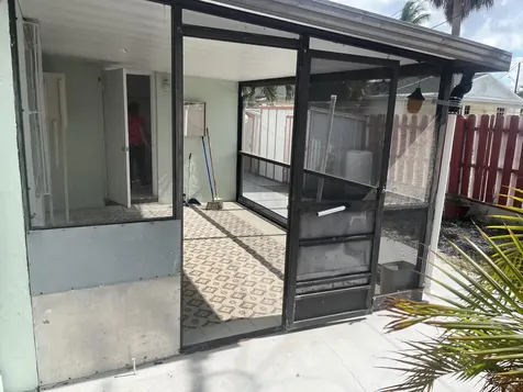 820 W Lakewood Road West Palm Beach FL 33405