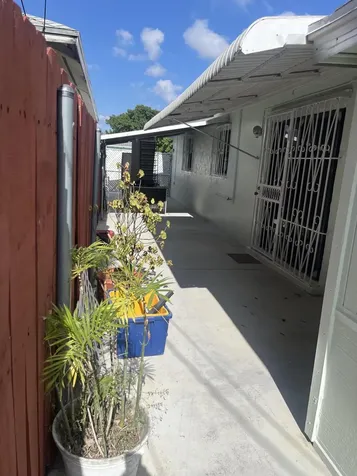 820 W Lakewood Road West Palm Beach FL 33405