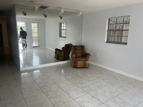 820 W Lakewood Road West Palm Beach FL 33405