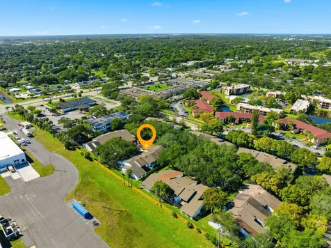 2080 Colonial Road Fort Pierce FL 34950