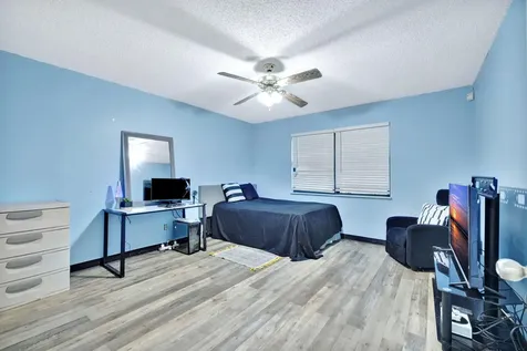 2080 Colonial Road Fort Pierce FL 34950