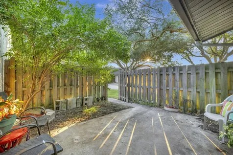 2080 Colonial Road Fort Pierce FL 34950