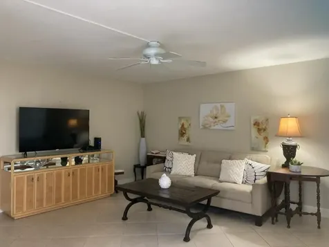 445 Saxony Way Delray Beach FL 33446