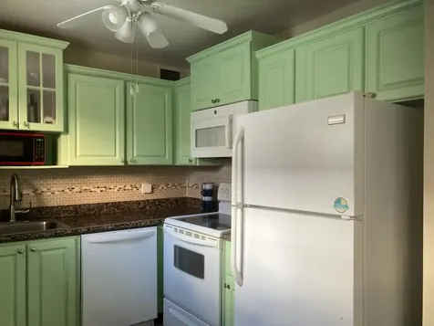 445 Saxony Way Delray Beach FL 33446