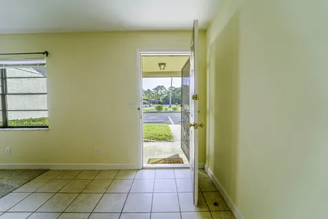 6020 Indrio Road Fort Pierce FL 34951